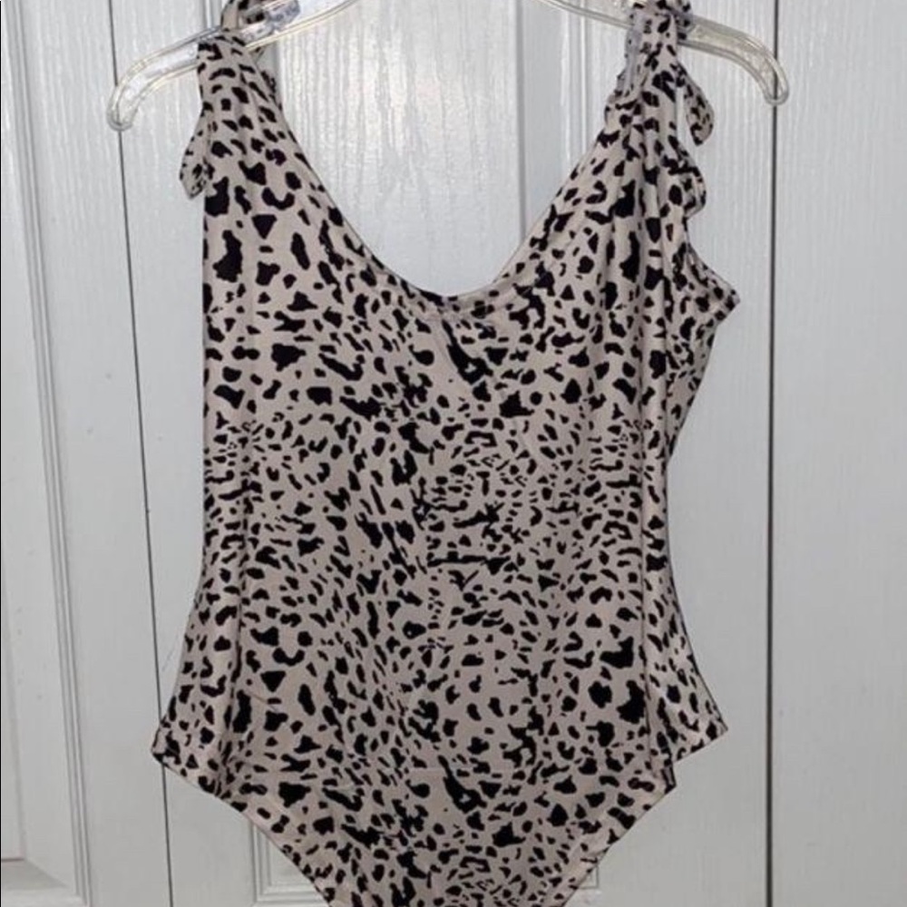 Bodysuit - Picture 2 of 3
